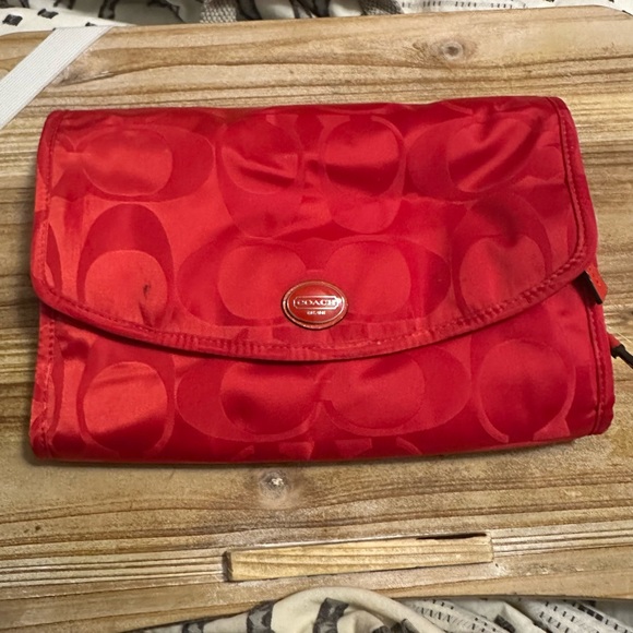 Coach red make up travel bag - Picture 1 of 5